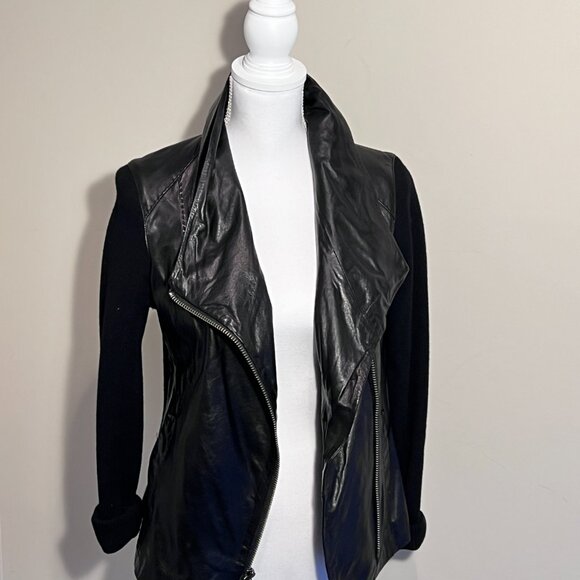 Vince Women's Black Leather and Wool Short High Collar Modern Jacket Sz Med - Picture 8 of 16